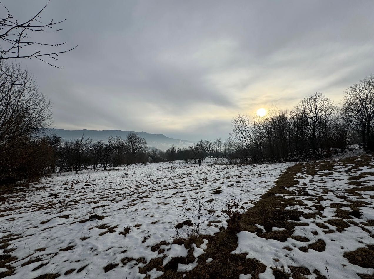 Vând teren intravilan in Ibănești Pădure