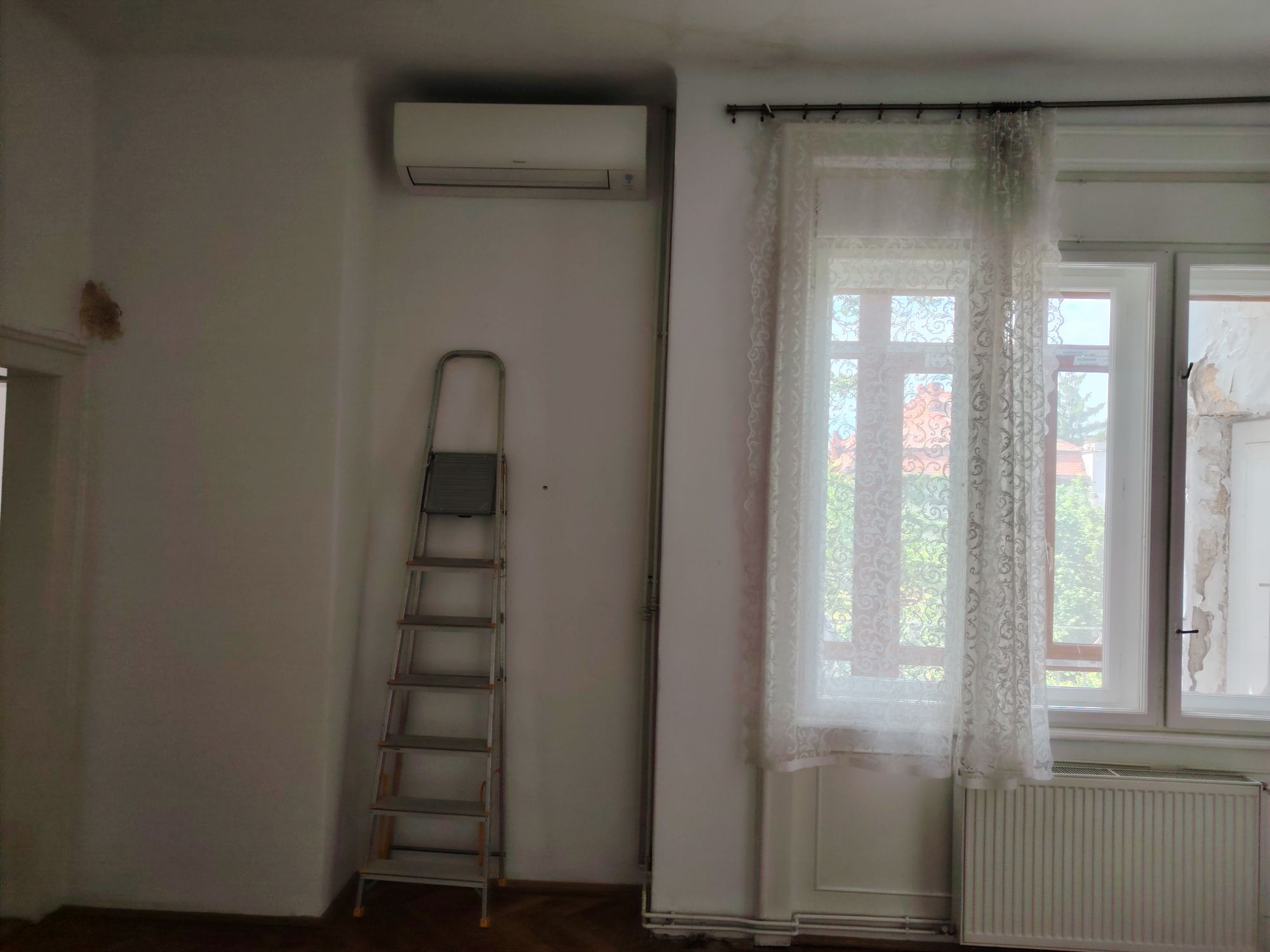 Apartament 4 camere, 140mp, în casa, lângă maternitatea Bega
