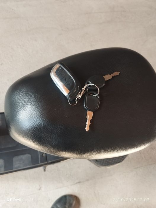Skuter bonvi sotiladi