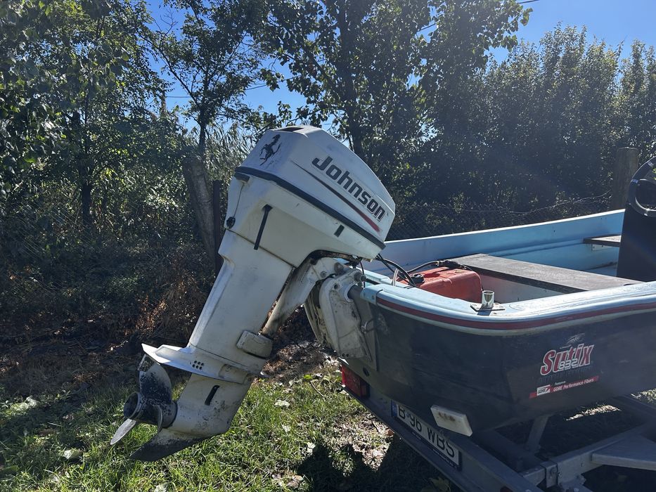 Barca si piridoc de vanzare