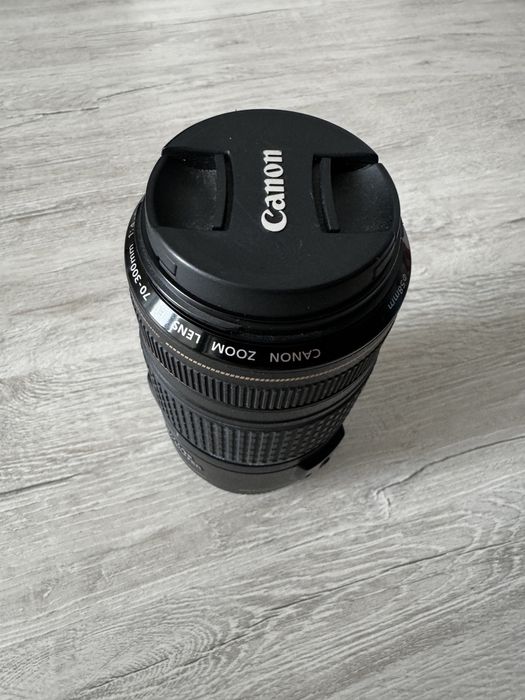 Canon EF 70-300mm IS USM