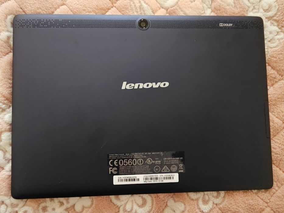 Vand Tablete Samsung si Lenovo