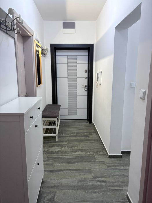 Собственик продава 4 стаен Спортна зала Варна  с паркоместа .