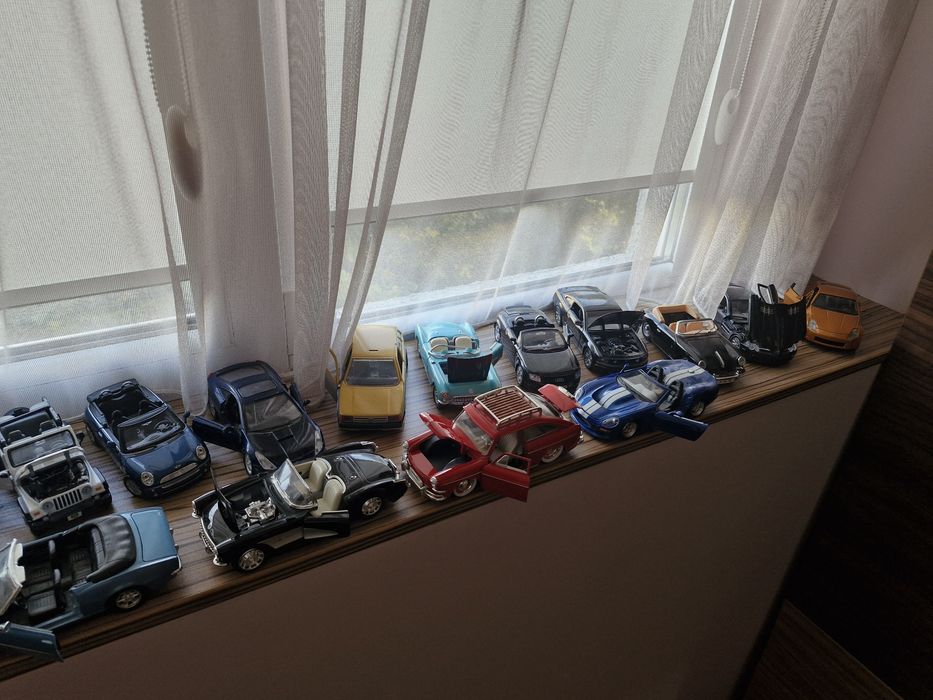 Колички в мащаб 1:24