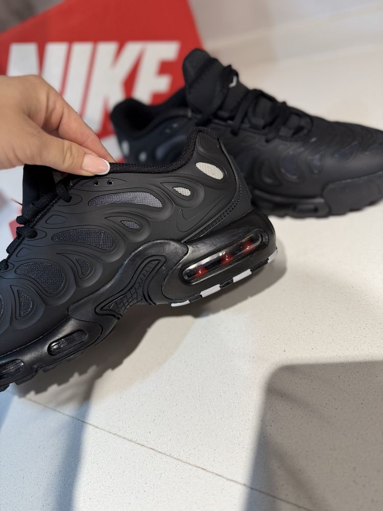 Намаление Nike Air max plus drift