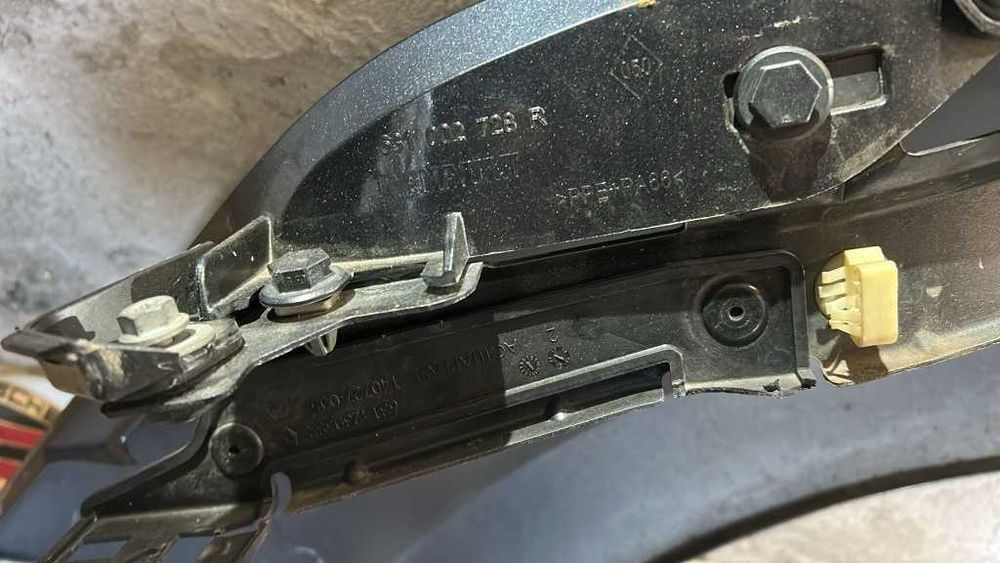 Aripa dreapta fata Renault Espace 5 2018