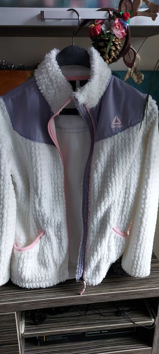 Разкошен поларен суитчър Reebok за момиче
