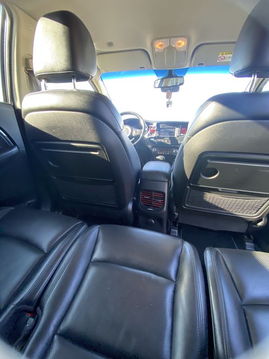 Kia Carens 1.7 CRDi PREMIUM, 136 CP,2014-automată