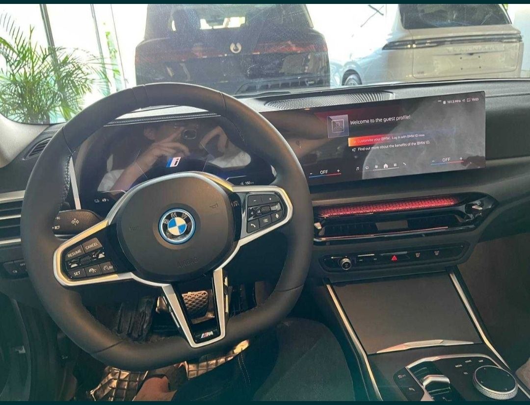 BMW I3 E Drive 35L. 2025 Restyling. В наличии в Ташкенте. Nardo grey.