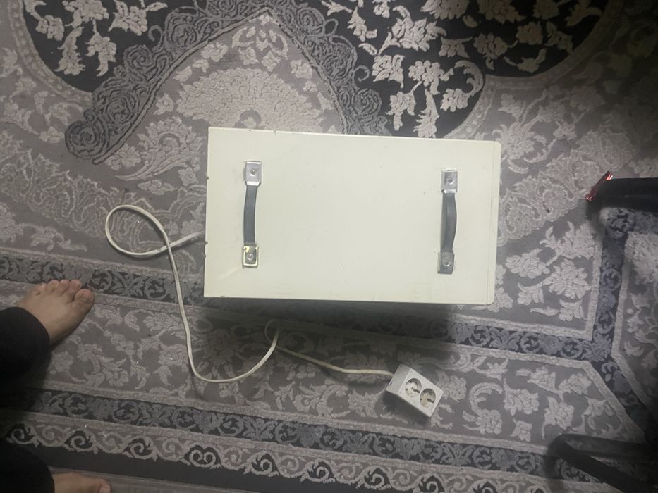 Продаю стабилизатор Andeli в хорошем состоянии