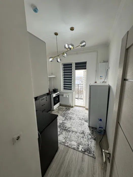 Yangi Darxon 1 da 3 xona 12 etaj mebel texnika bilan srochno sotiladi