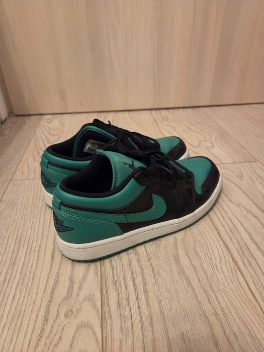 Jordan 1 Low Lucky Green