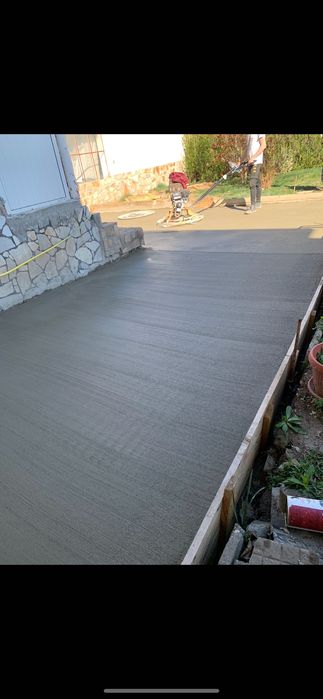 Машинна подова замазка