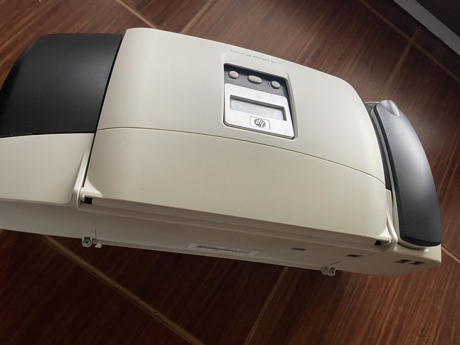 imprimantă multifuncțională HP Officejet J3680 All-in-One