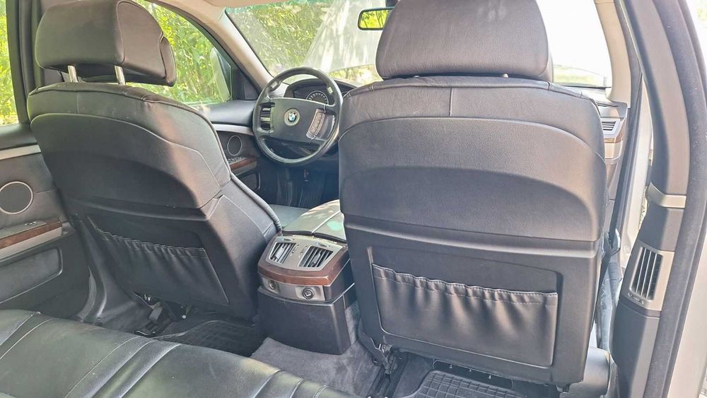 BMW 735i E65 - 2003г на части