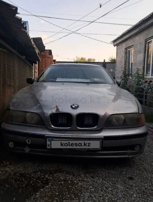 Продам  БМВ дельфин 520