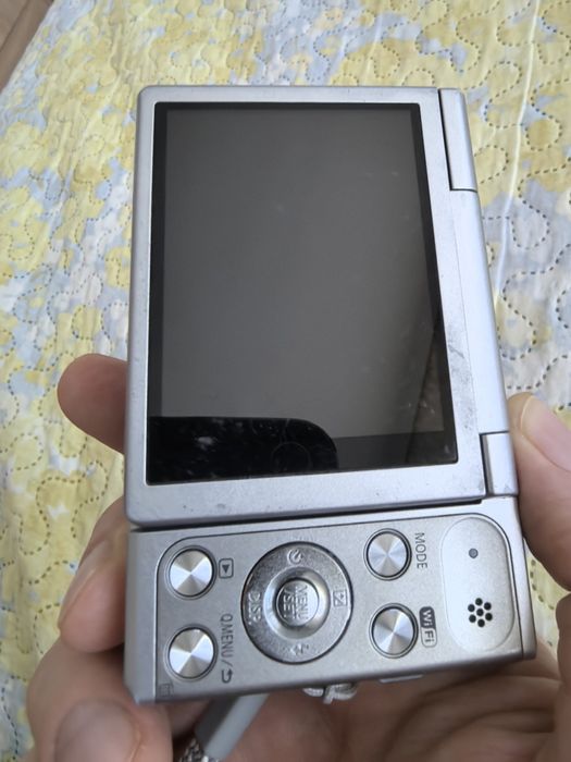 Panasonic Lumix SZ10, 12x Zoom, 16MP CCD