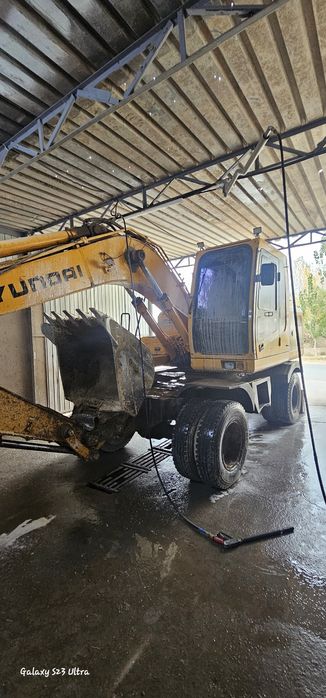 Xyundaiy 1400 sotiladi