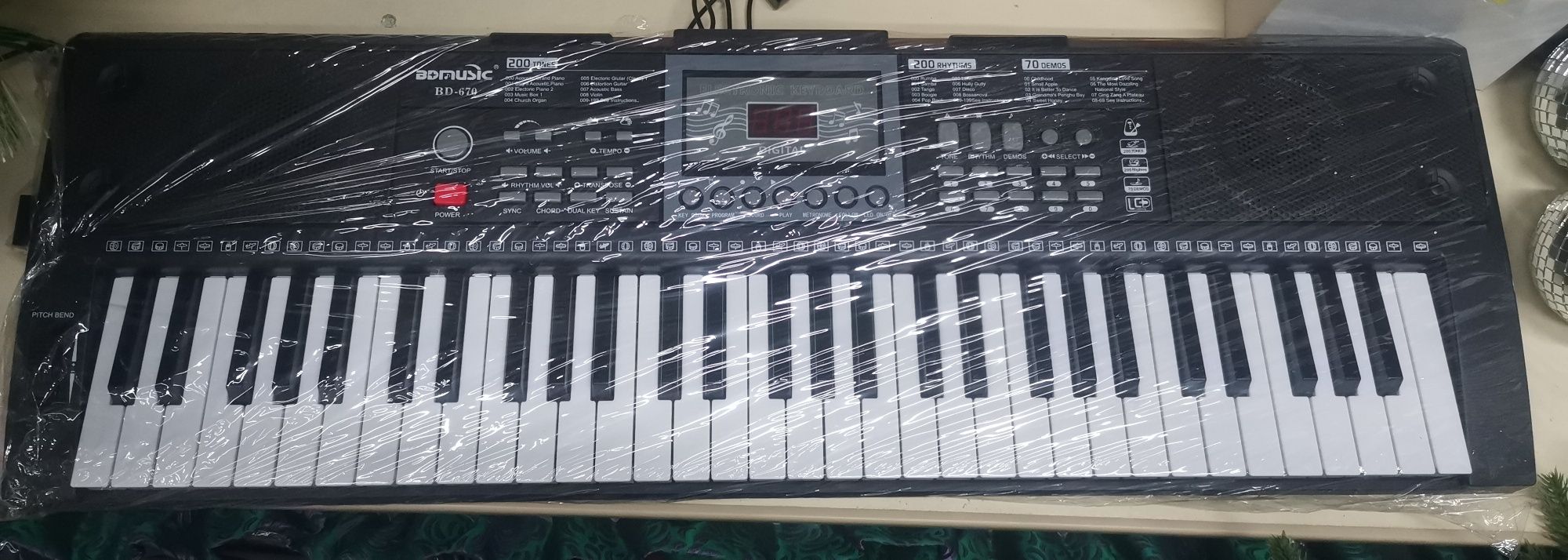 Синтезатор 61 клавиша ! Пионино, клавиши