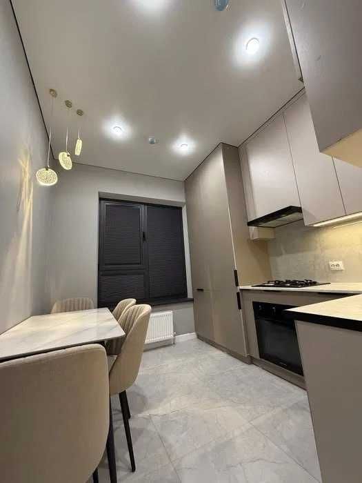 СРОЧНОЕ Сдаётся кв ЖК Узмакон 2-ком/6/14 р-н Мирабадский 337*