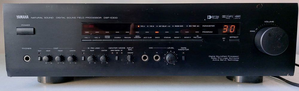 Yamaha DSP E300 natural sound field procesor muzica amplificator sunet