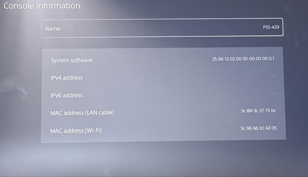 Конзола Sony PlayStation 5, Standard Edition, 825 GB SSD, 4K + 3 игри