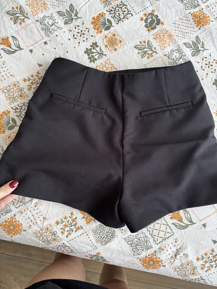Zara скорт черен