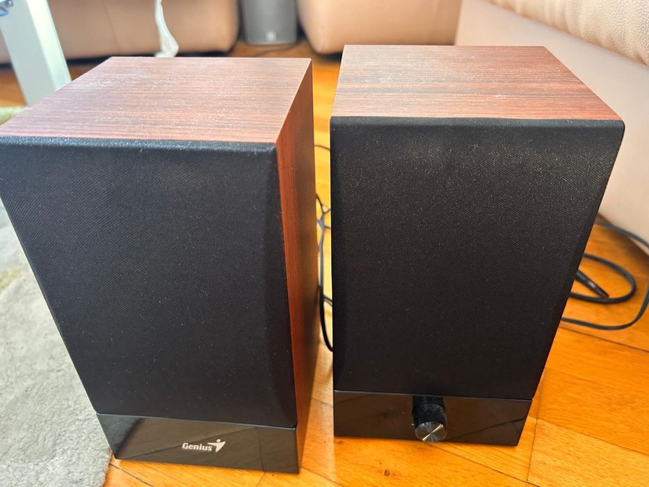 Boxe Genius -noi