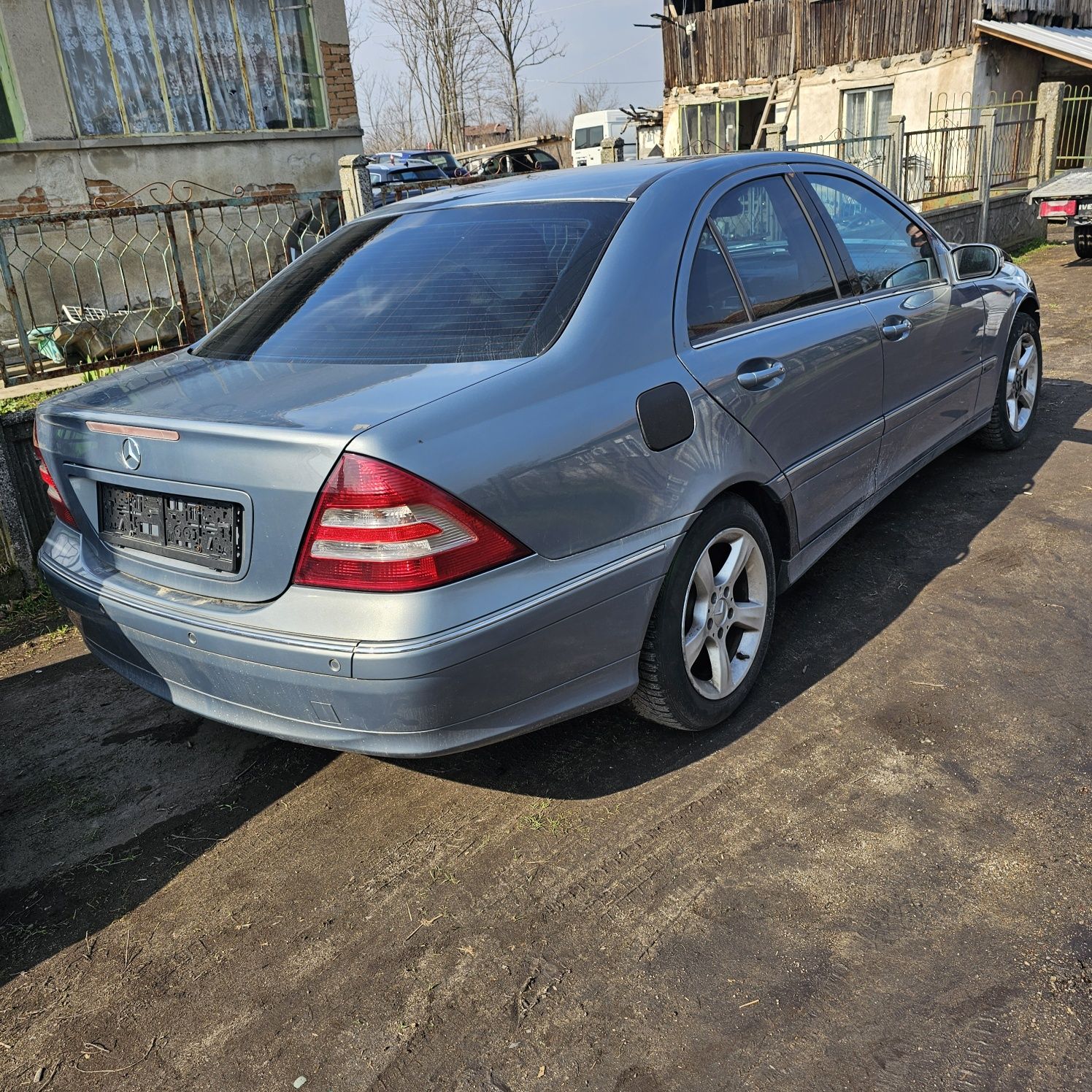 C220 150k.s дизел на части само