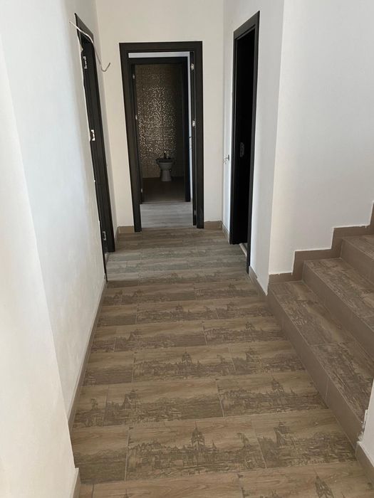 Apartament mare, la pret mic