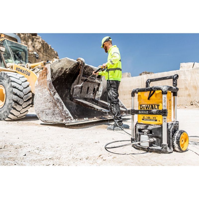 Акумулаторна водоструйка DEWALT DCMPW1600N  2×18 V