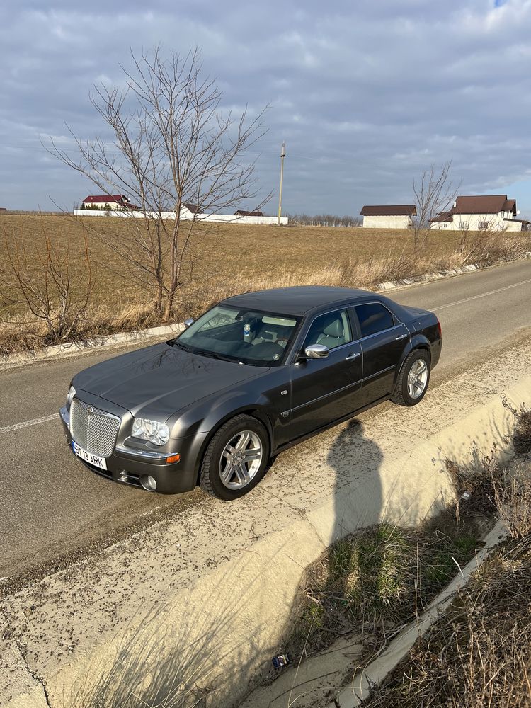 Chrysler 300c (motor Mercedes)