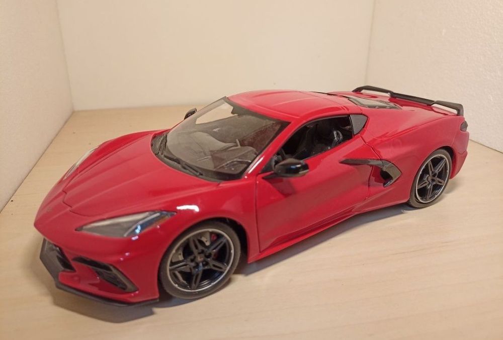 Chevrolet corvette stingray 2020 maisto 118
Pozele reflectă realitatea