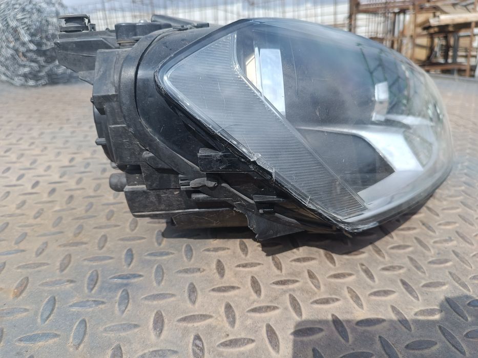 Far dreapta vw golf 7  VII 2013-2017 defect
