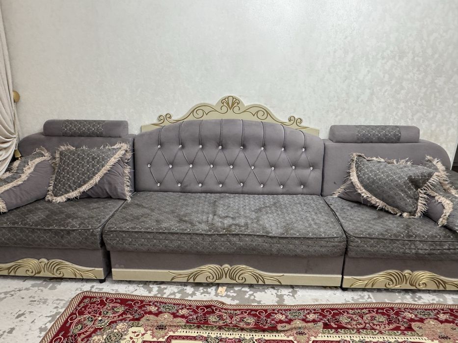 Продается стильный и удобный диван