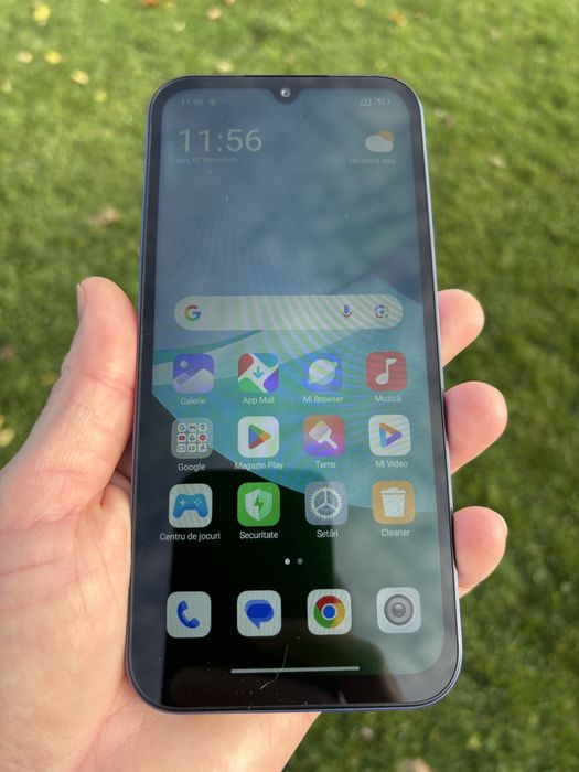 Redmi 13C ca NOU 4GB RAM cu 128GB ROM original impecabil