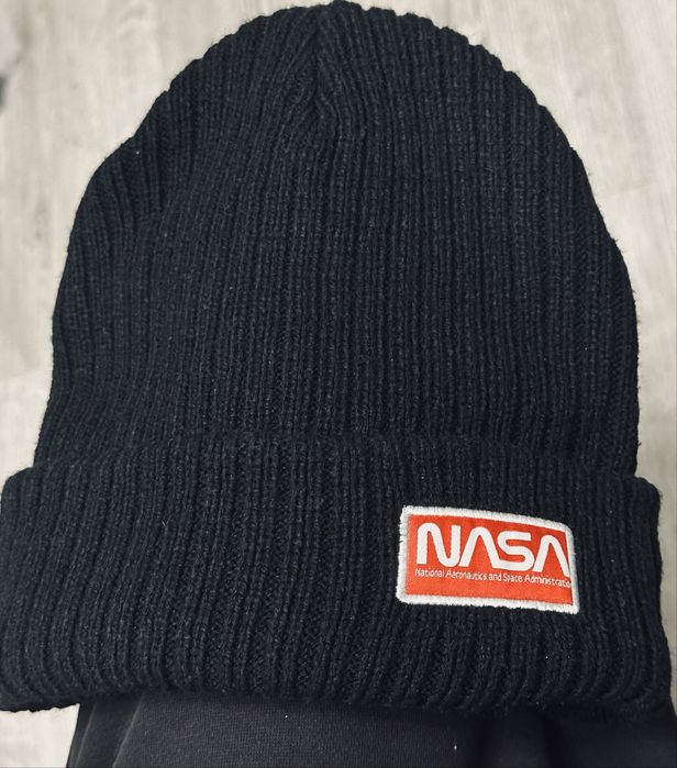 Новый вязаная шапка мужская