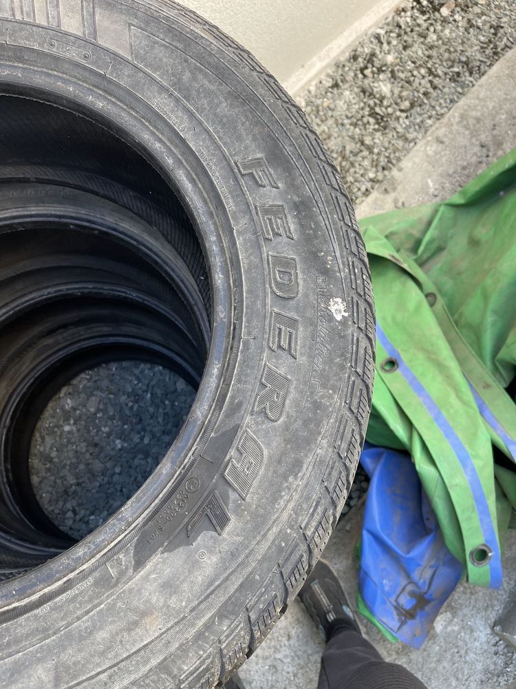 Vand 4 cauciucuri suv 265/60 r18