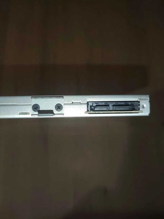 Дисково устройство за лаптоп