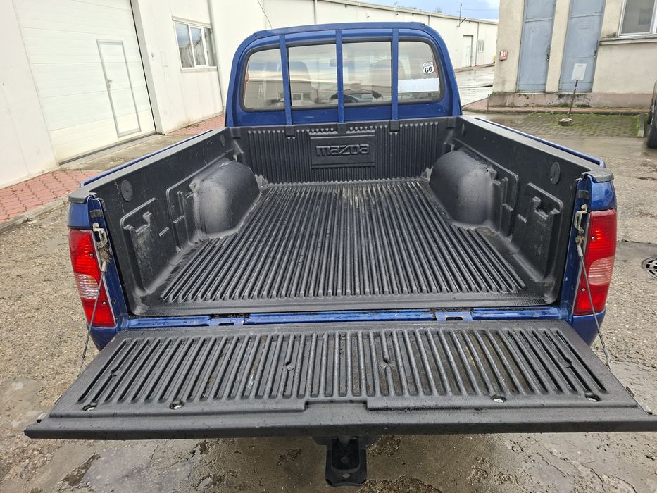 Vând Mazda B 2500, 56000 km, 4x4