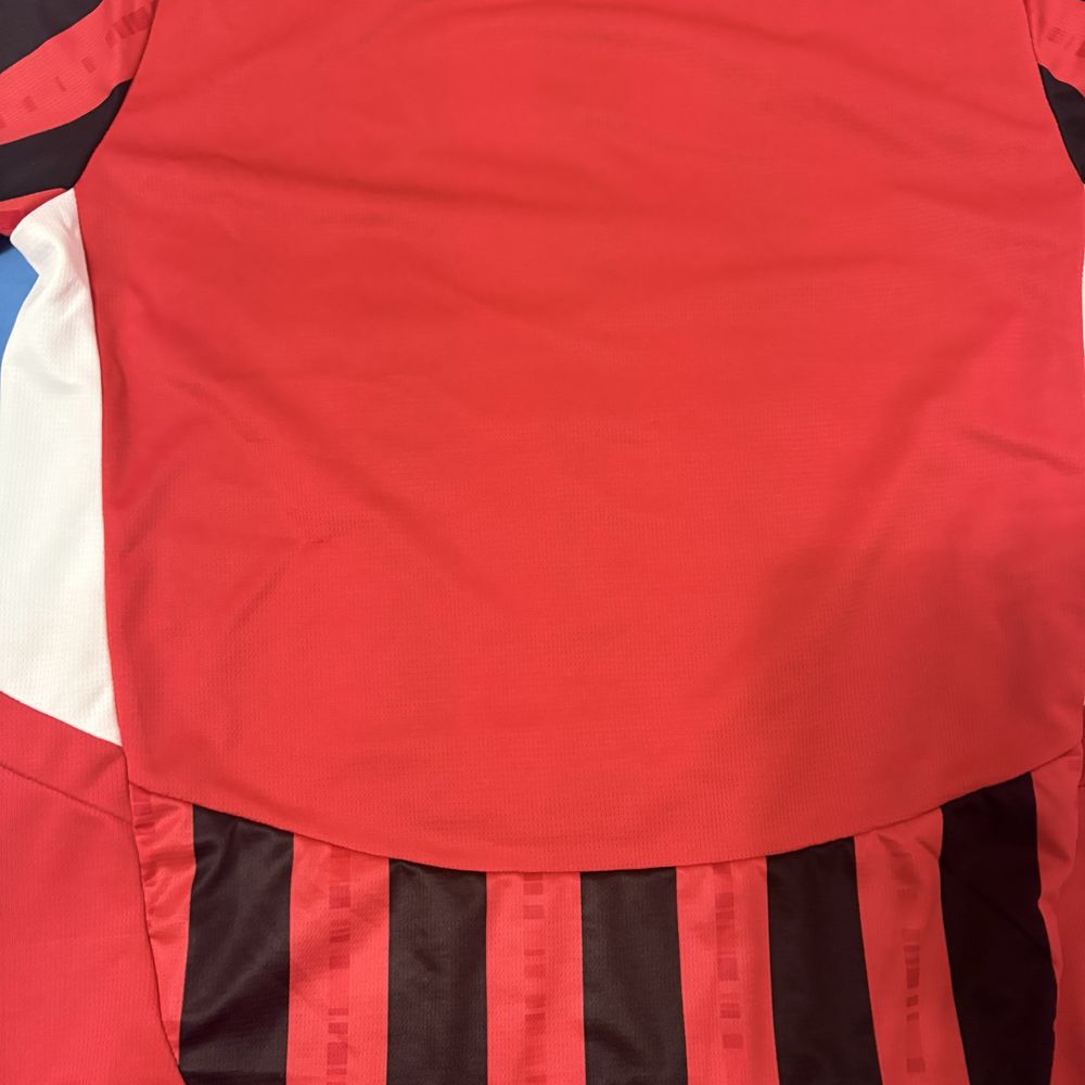 Vand tricou Acemilan