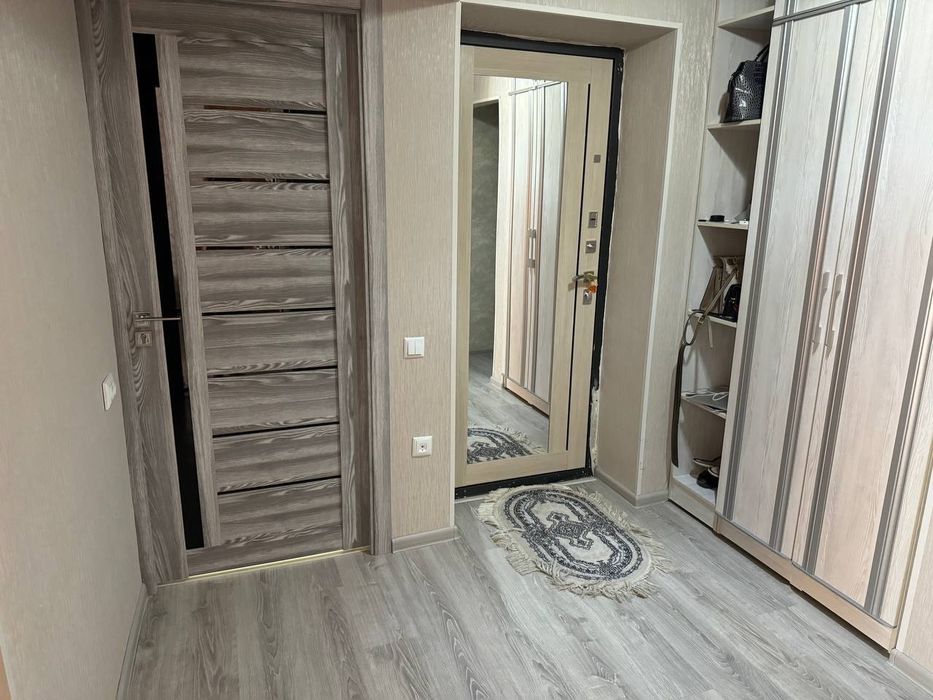 Квартира на Шота Руставели 3/3/4 общ пл 75м /77 серия