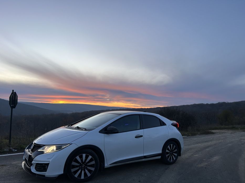 Hoda civic 9 fk2 schimb doar cu suv sau masina de familie