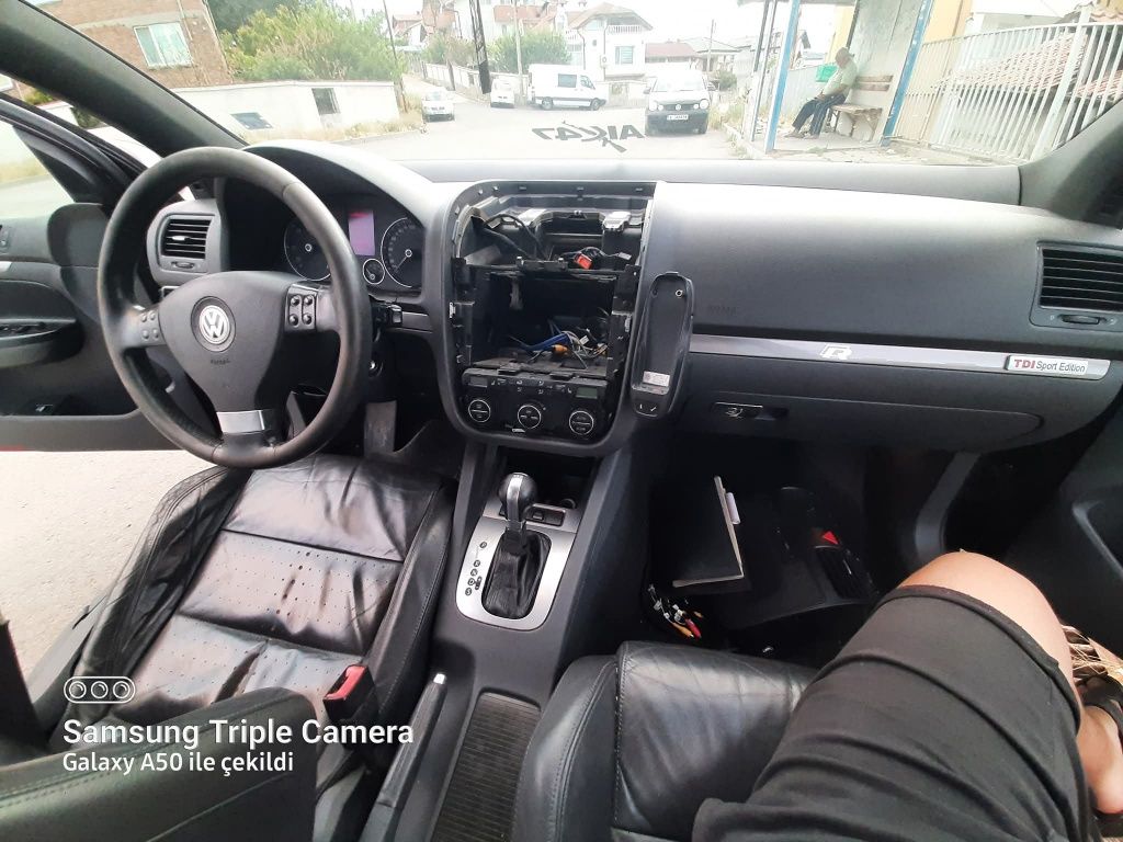 • Продавам Голф 5 2.0tdi 140кс БКД на ЧАСТИ (golf 5 na chasti BKD GTI)