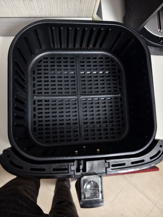 Air fryer Cosori cu garanție