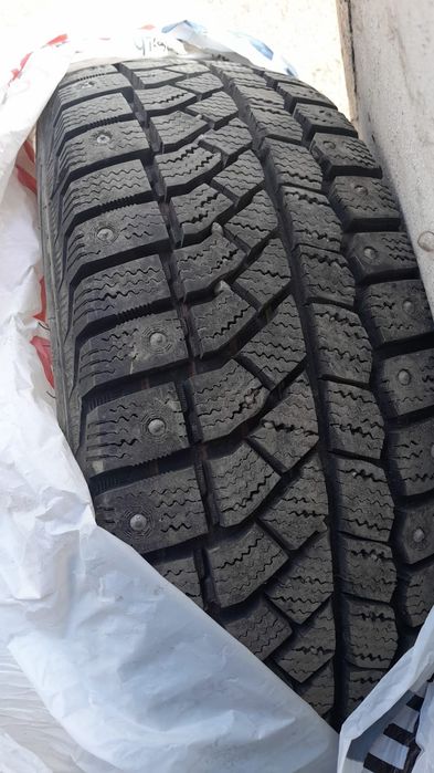 Продам шины на 15