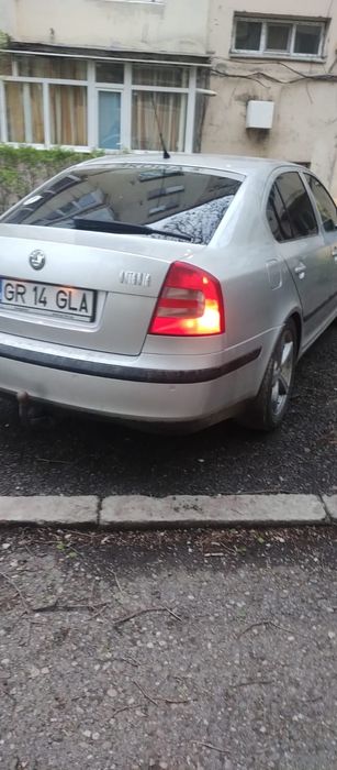 Vând skoda octavia 2