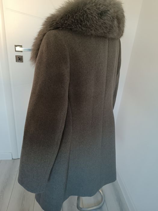 Palton din lâna și blana naturală