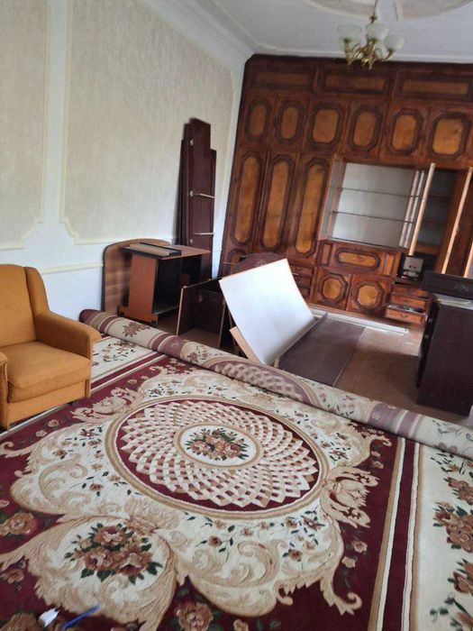 №3650.Уй Сотилади!!!