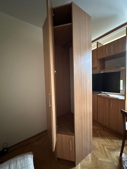 dulap de colț din PAL laminat – stare foarte bună